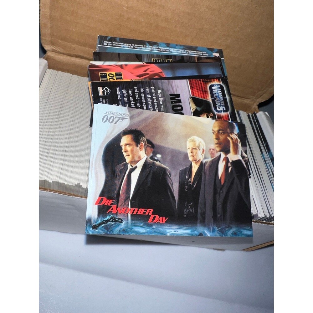 007 collectors cards bundle of two boxes